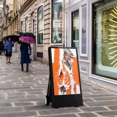 Signages extérieurs 1500nit IP56 d'écran d'affiche de Digital de 43 pouces à piles un conseil