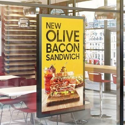 Affichage de fenêtre d'affichage à cristaux liquides de 32 pouces annonçant des restaurants d'aliments de préparation rapide à simple face