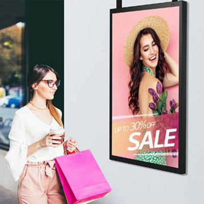 Taille personnalisée Écran LCD de fenêtre de magasin de 49 pouces Écran de moniteur FHD publicitaire
